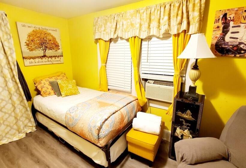 بنسيون Room In Guest Room   Yellow Rm Dover  Del State, Bayhealth  Dov Base
