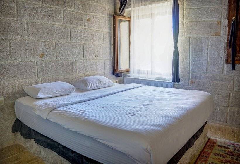 هتل Saliche Cave Suite