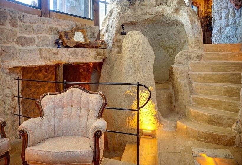 هتل Saliche Cave Suite
