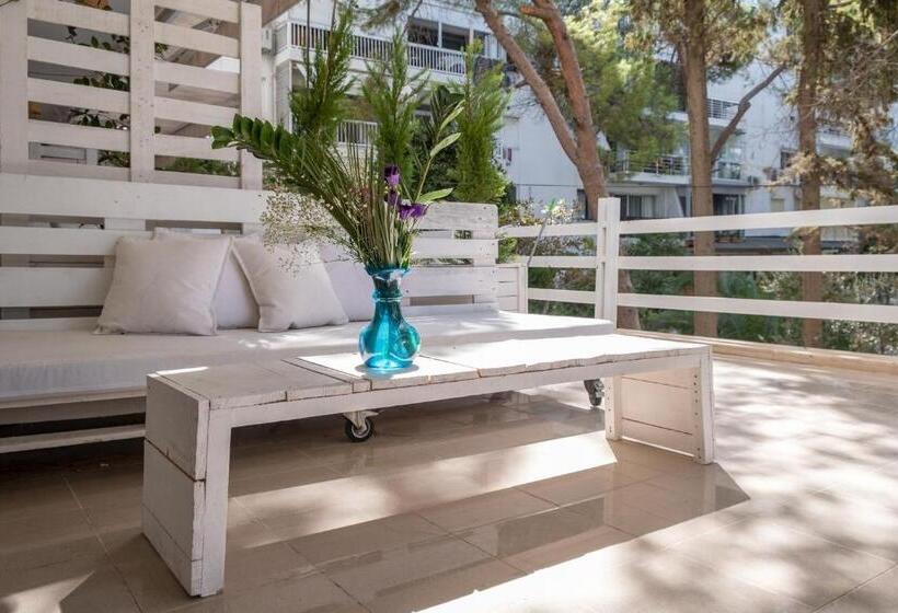 هتل Yasos Suites