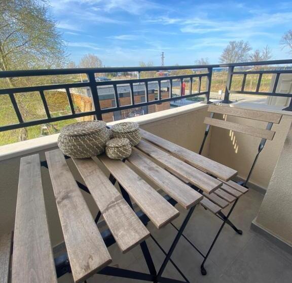 Nm Residence