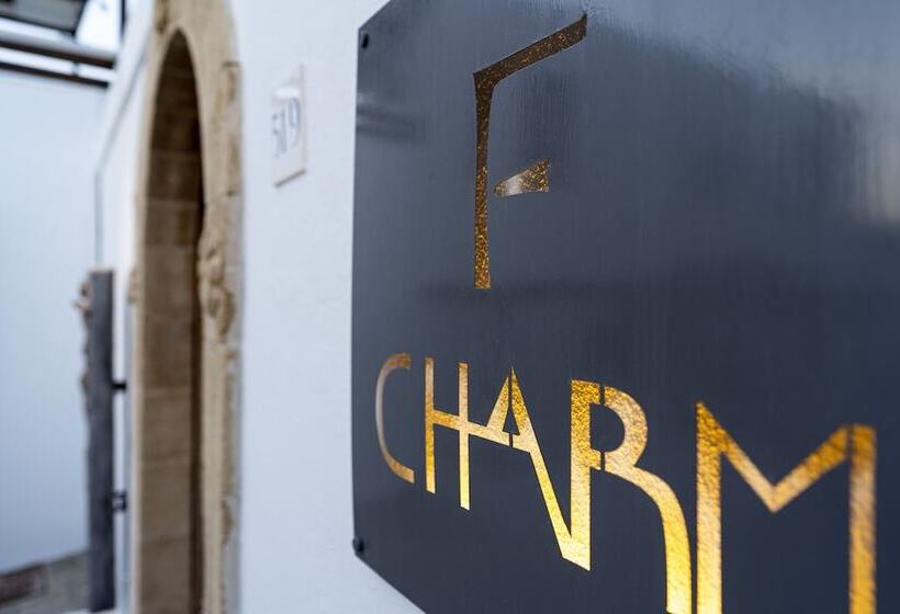 تختخواب و صبحانه F Charm All Suites   Adults Only