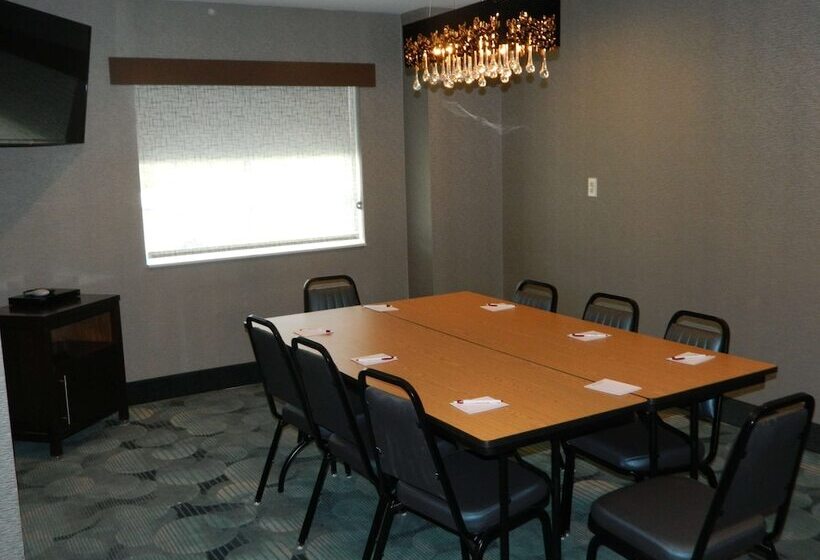 簡易ホテル Best Western Plus Harrisburg Mechanicsburg