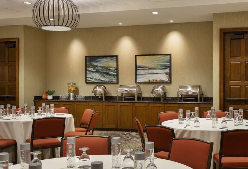 فندق Courtyard By Marriott Santa Barbara Goleta