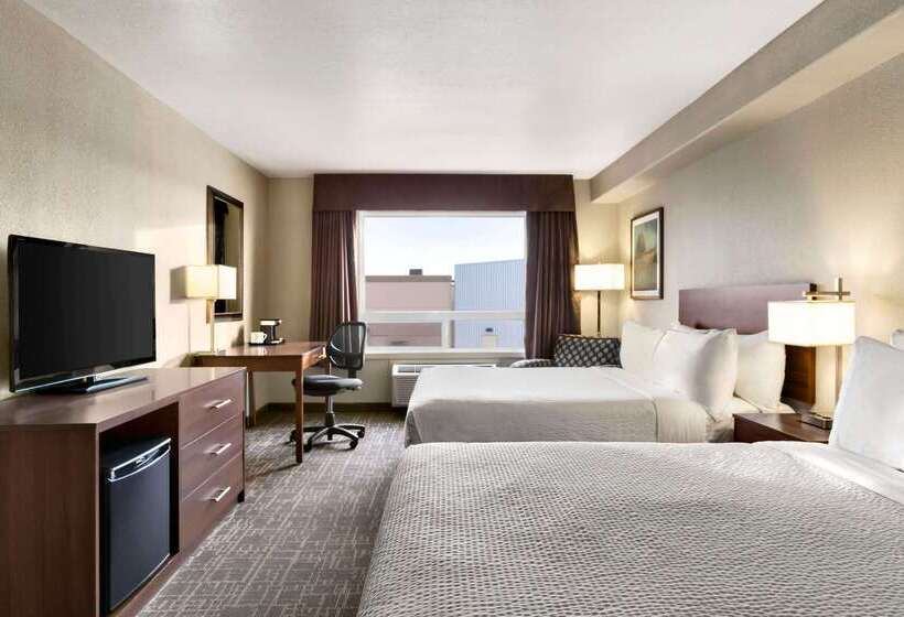 בית מלון כפרי Days Inn & Suites By Wyndham Yorkton