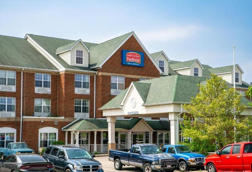 בית מלון כפרי Blisspoint Inn & Suites Marion