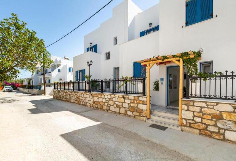 בית מלון כפרי Ikaros Studios & Apartments