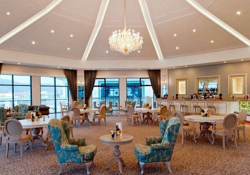 فندق Ng Afyon Wellness & Convention