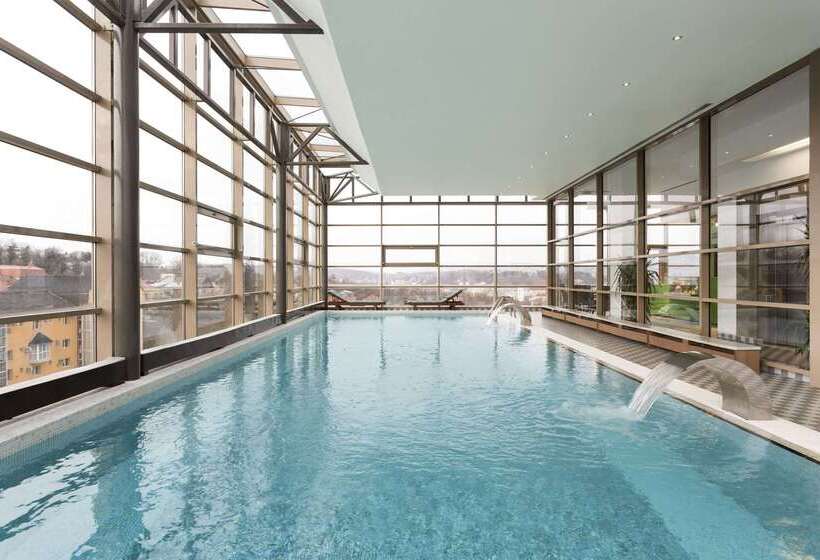هتل Wyndham Cluj