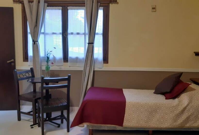 هتل Posada Rivera