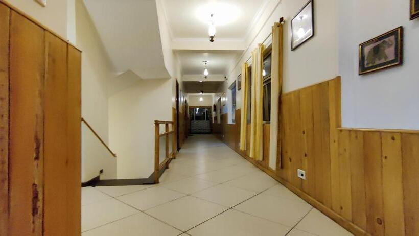 ホテル Sapphire Luxury Suite Ooty