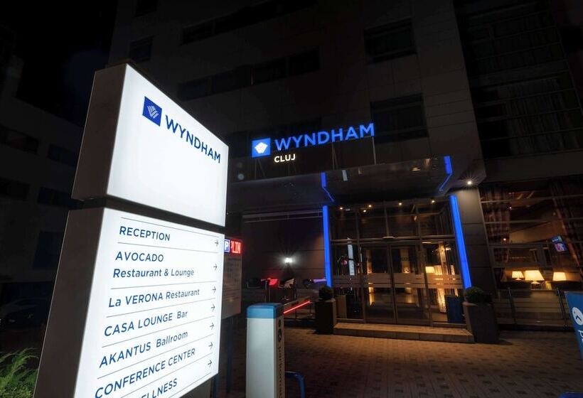هتل Wyndham Cluj