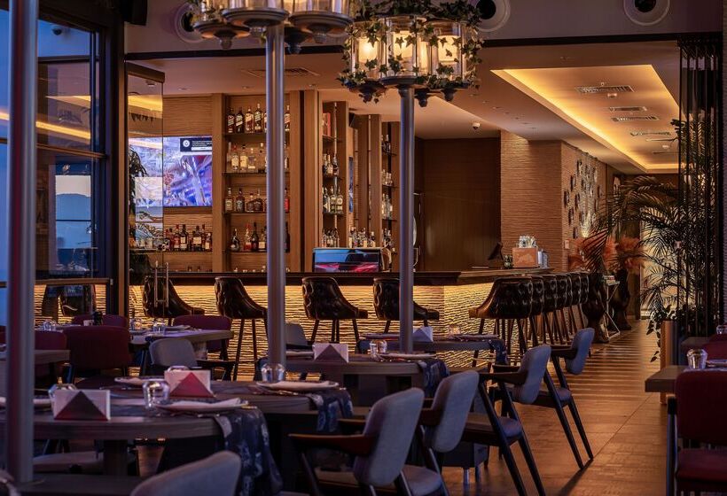 هتل Concorde Tower & Casino & Convention & Spa