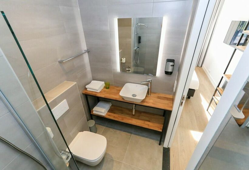 Fletcher Hotel Rotterdam Airport