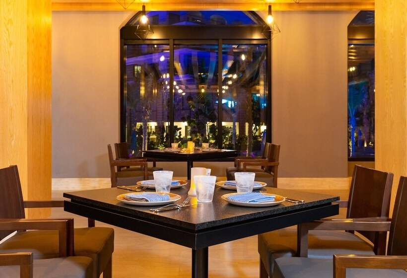 هتل Villa La Valencia Beach Resort & Spa Los Cabos