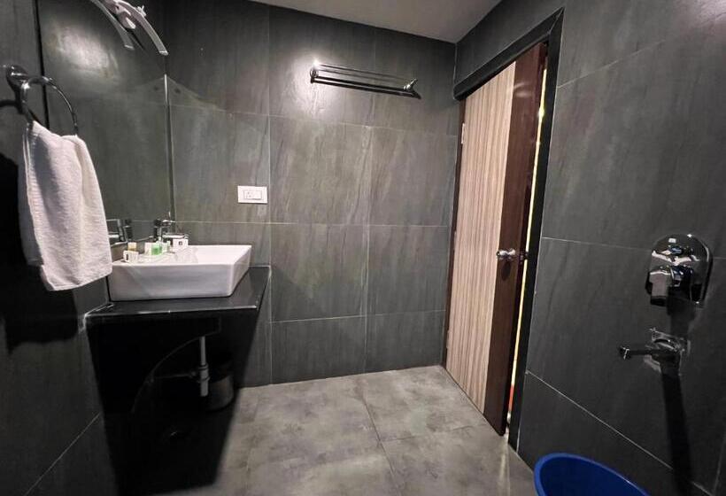 فندق The Phoenix Residency