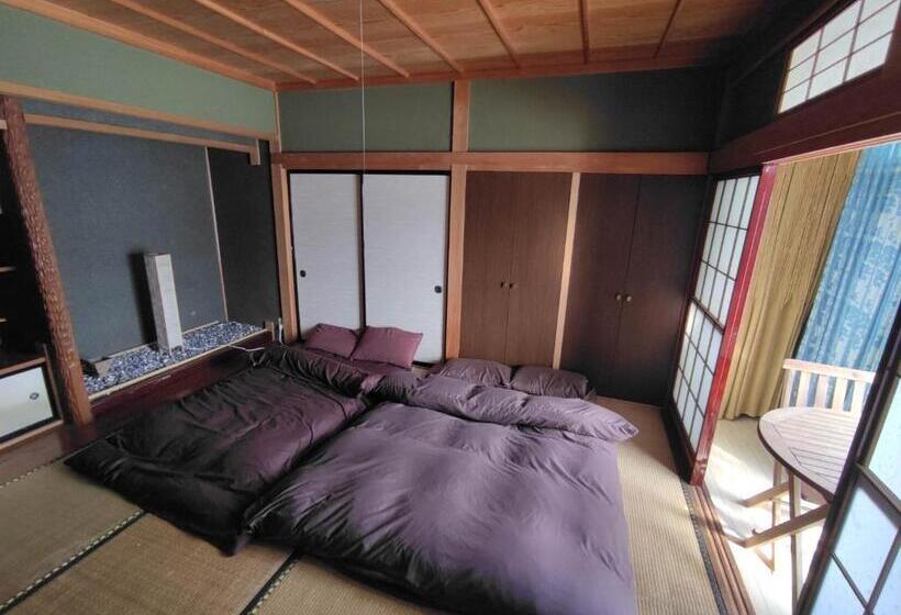 بنسيون One Person Random Room Local House Stay  Vacation Stay 40532v