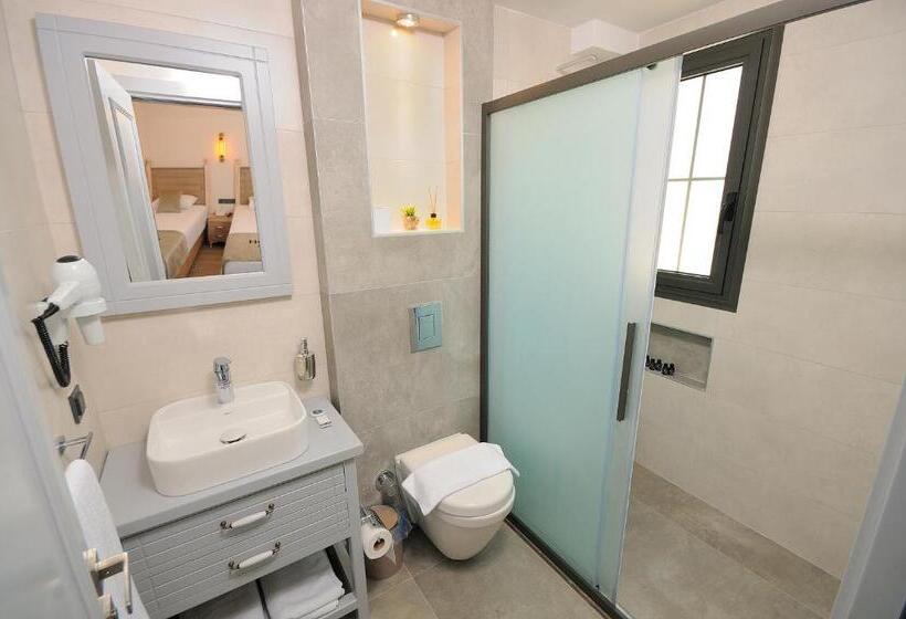 هتل çeşme Horasan