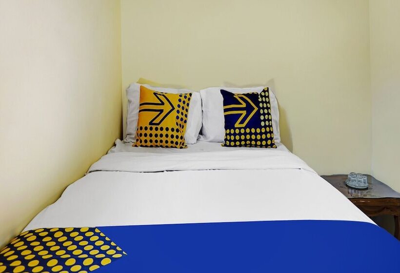 ホテル Oyo Homes 91132 Desa Wisata Kalipucang