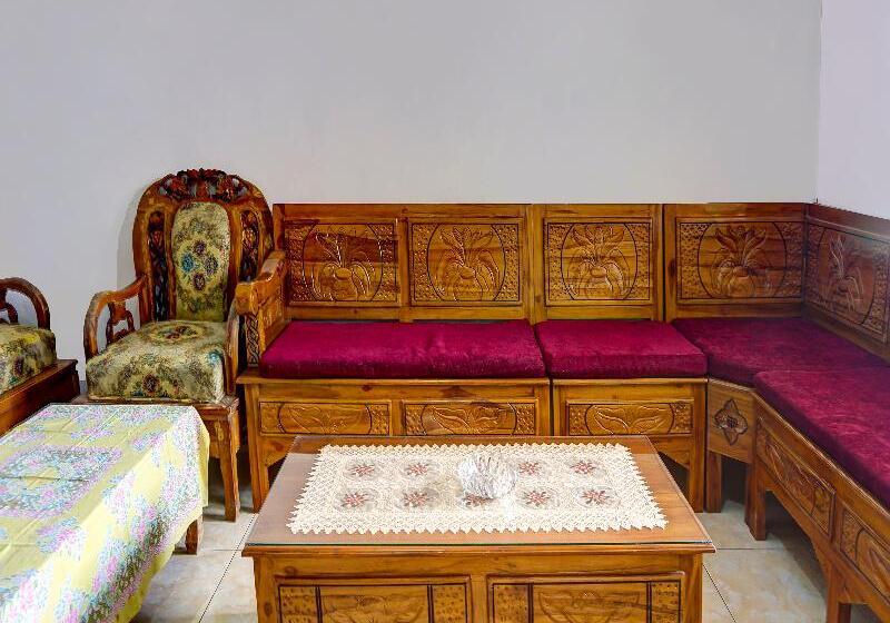ホテル Oyo Homes 91132 Desa Wisata Kalipucang