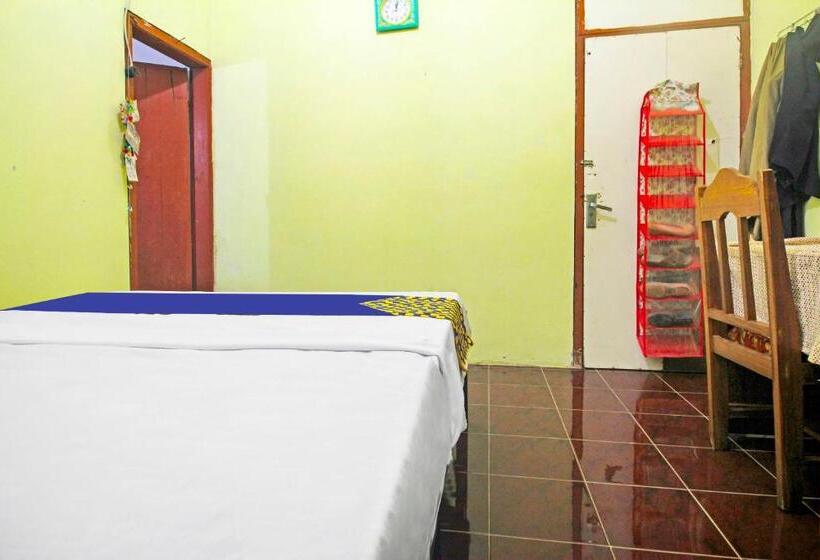 هتل Oyo Homes 91149 Desa Wisata Nangelasari