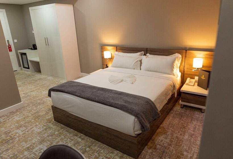 בית מלון כפרי Polana Plaza