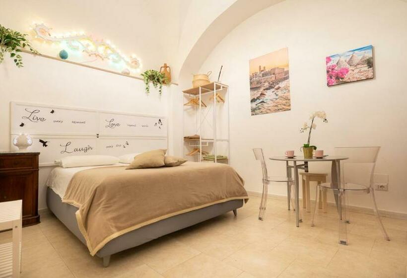膳宿费 Le Stanze Di Maria Ingresso Autonomo Maria S Rooms Indipendent Entrance