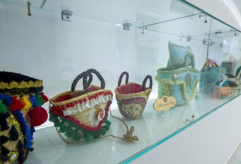 پانسیون Marinisa Suite Luxury Room