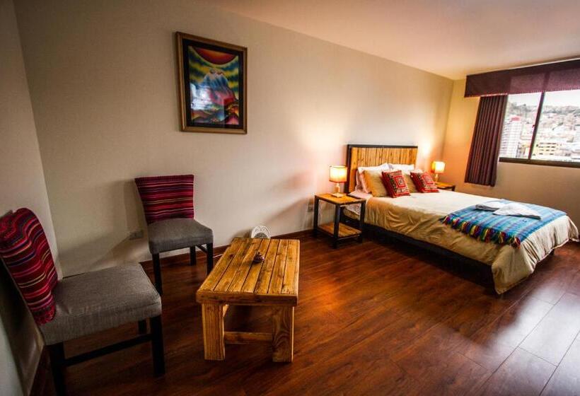 هتل Iskay Boutique Hostel