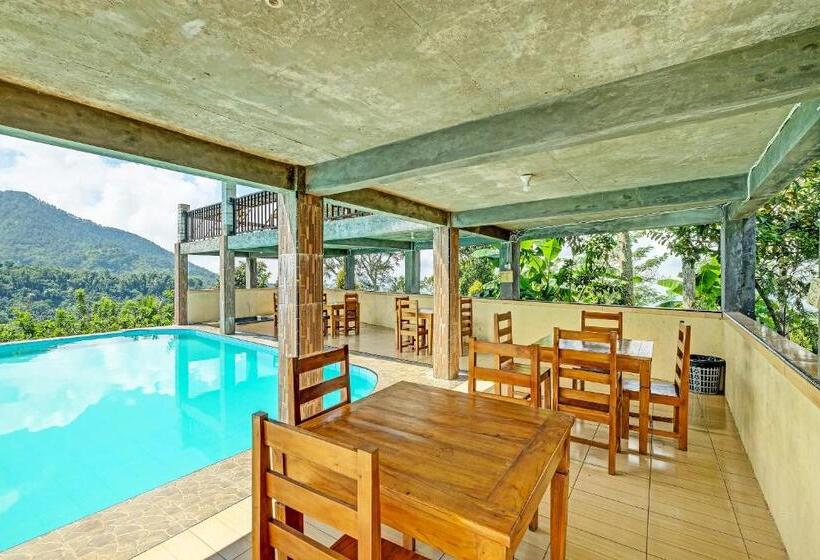 ホテル Spot On 91095 Desa Wisata Conto