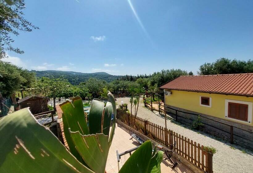 پانسیون Parco Esmeralda   Family Residence E Breakfast