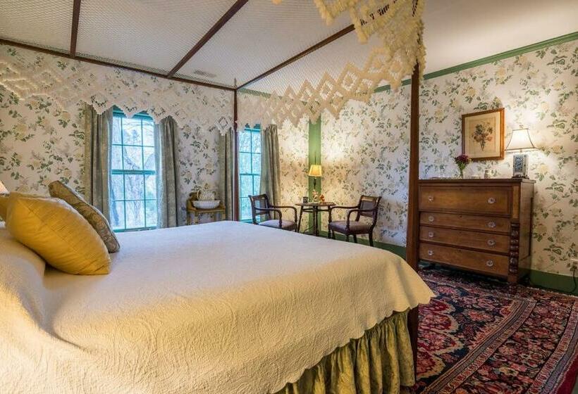 فندق Inn At Valley Farms