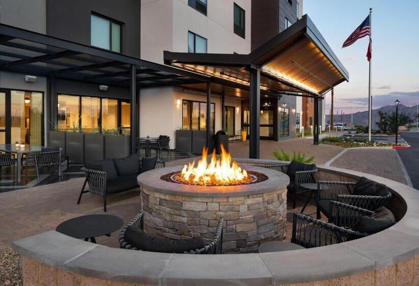 هتل Towneplace Suites By Marriott Las Vegas North I15