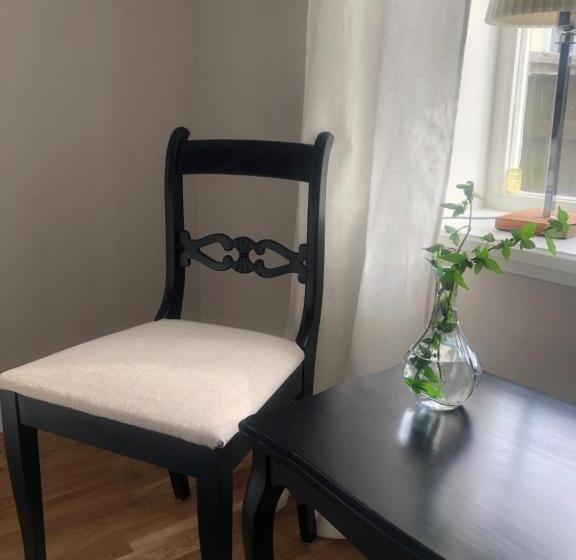 هاستل ångbåten   New Buildt Double Rooms In The Center Of Gränna With Separate Entrance
