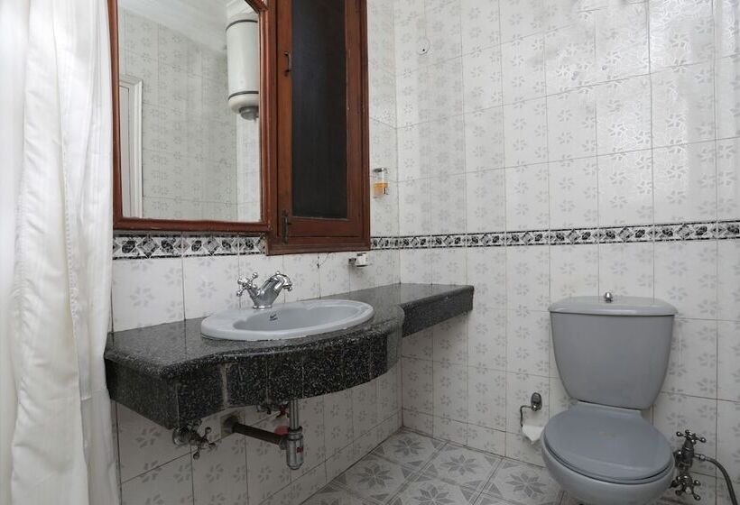 酒店 Capital O 12075  Regalia Retreat