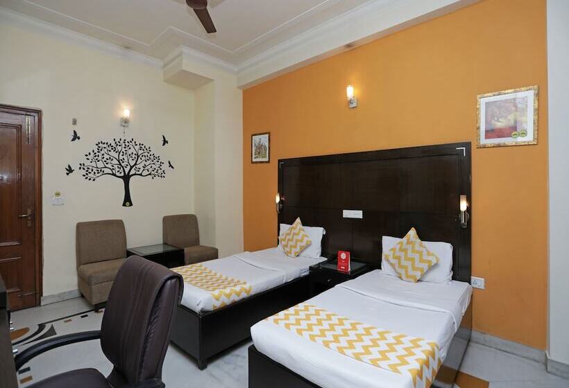 酒店 Capital O 12075  Regalia Retreat