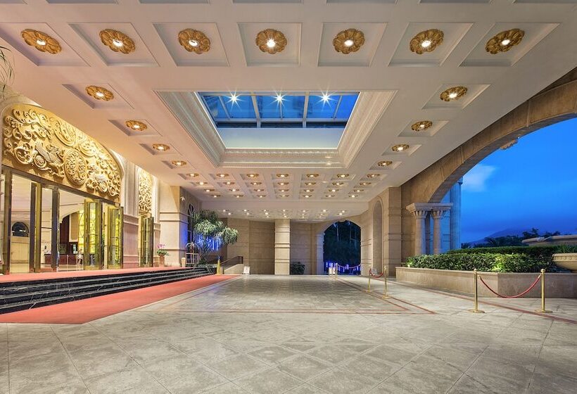 호텔 Crowne Plaza Resort Sanya Bay, An Ihg