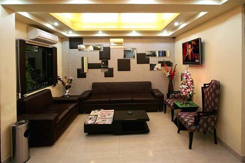 ホテル Fab Kingston Patel Nagar