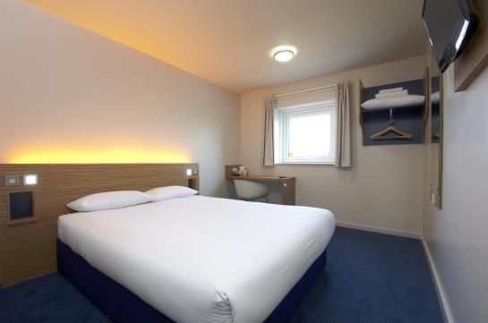 호텔 Travelodge Epsom Central