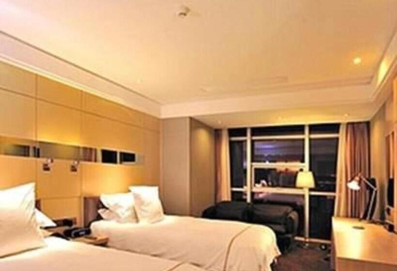 בית מלון כפרי Urumqi Bayinhe