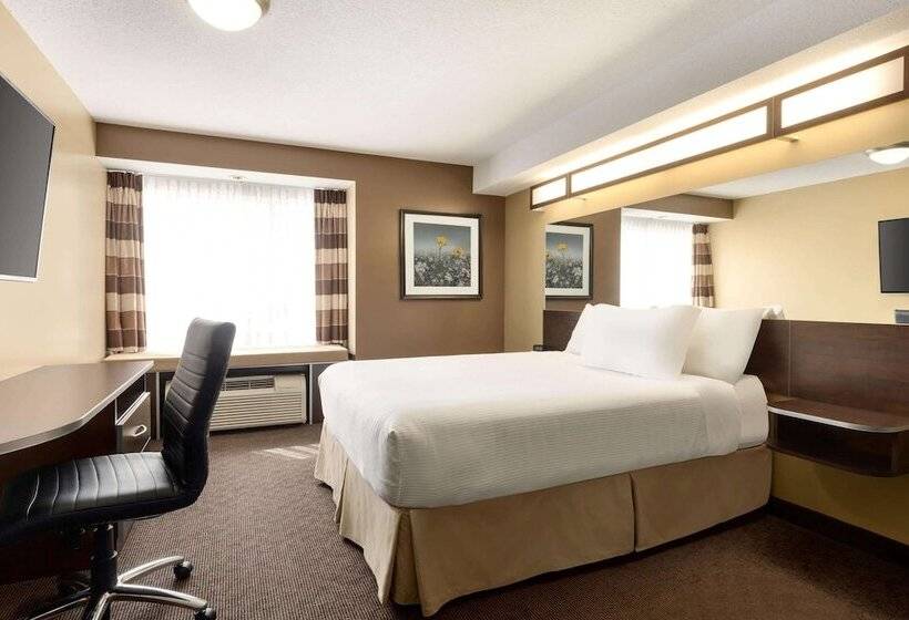 Microtel Inn & Suites By Wyndham Estevan