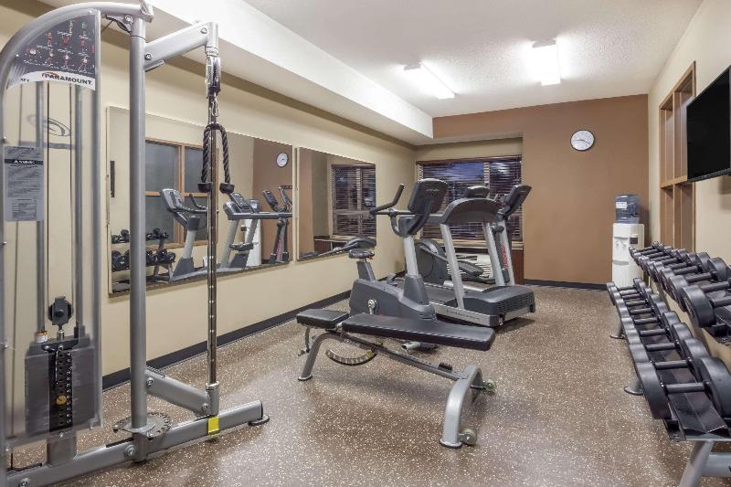 Microtel Inn & Suites By Wyndham Estevan