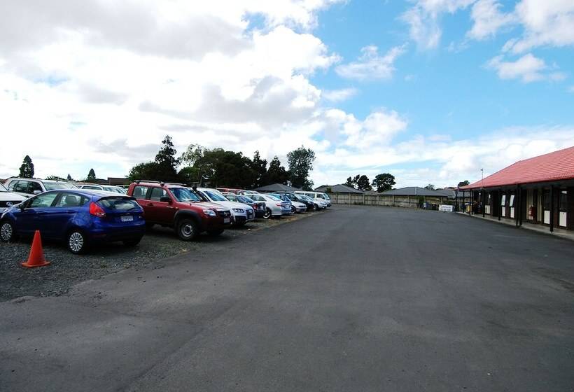 مُتل Airport Manor Inn