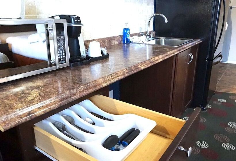 מוטל High Point Inn & Suites Peace River