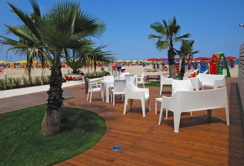 فندق Baltic