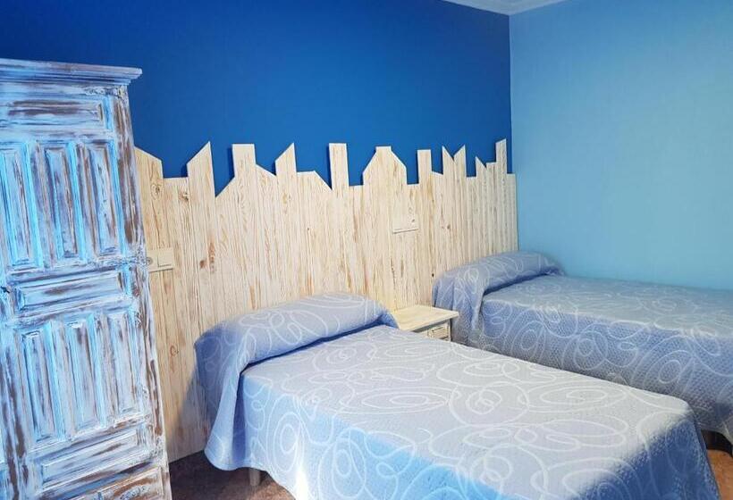 پانسیون Hostal Pabellón