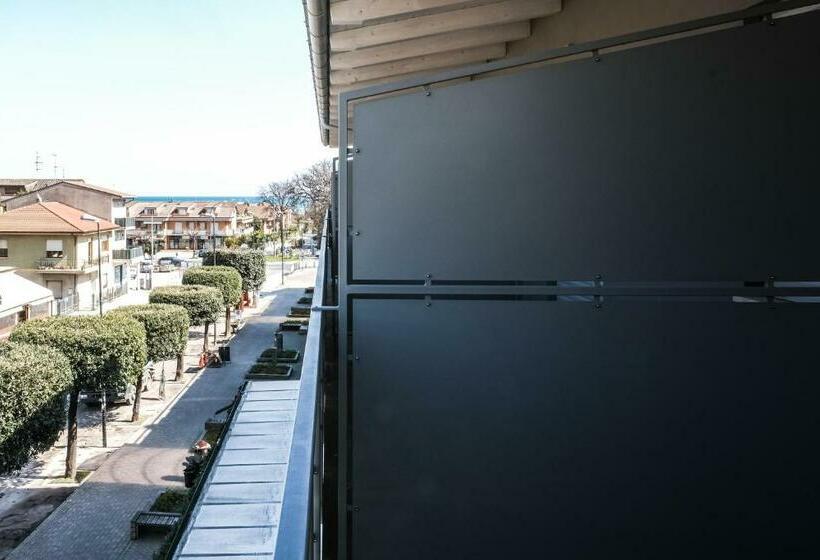 ベッドアンドブレックファースト Vicolo Malavolta 7 Rooms And Suites