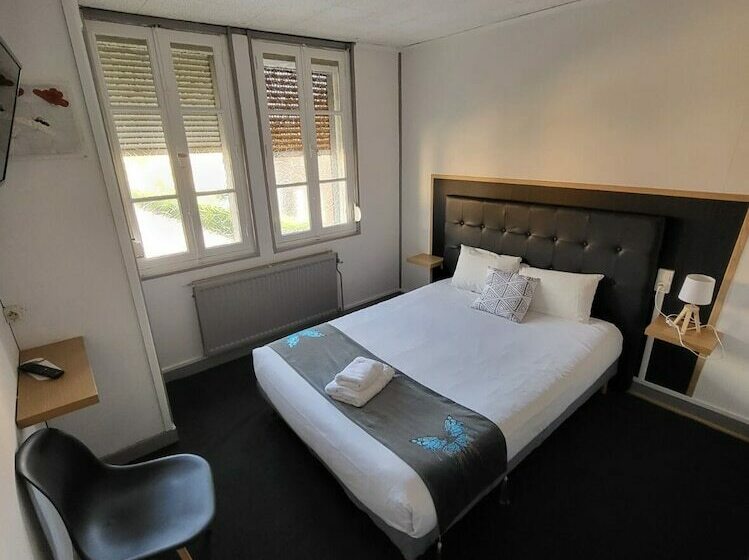 בית מלון כפרי Hôtel Restaurant Le Picardie