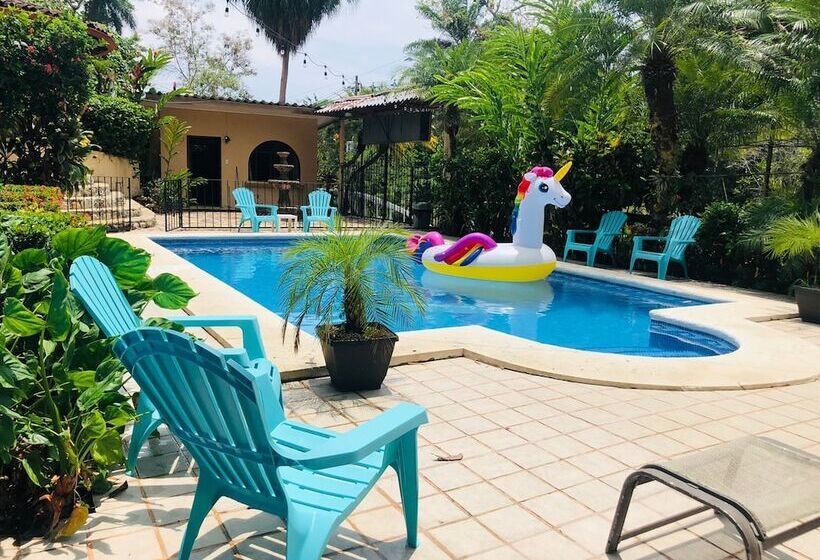 تختخواب و صبحانه Hospedaje Colibri