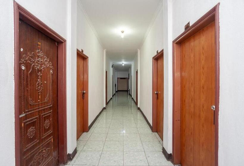 בית מלון כפרי Reddoorz @ Jalan Jendral Sudirman Jambi 2